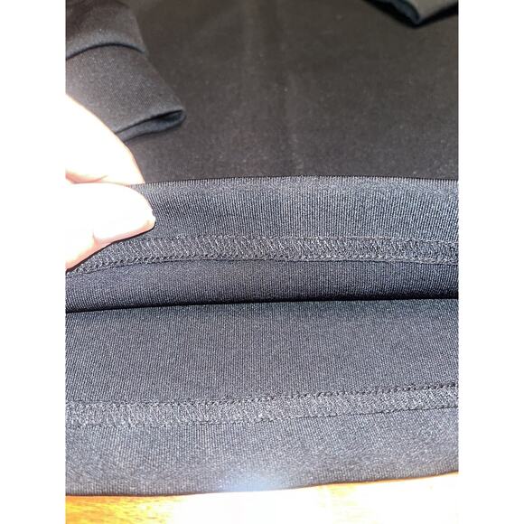 IOWA HAWKEYES PULLOVER Shirt BLACK MENS L Heavyweight Vented - Picture 3 of 8